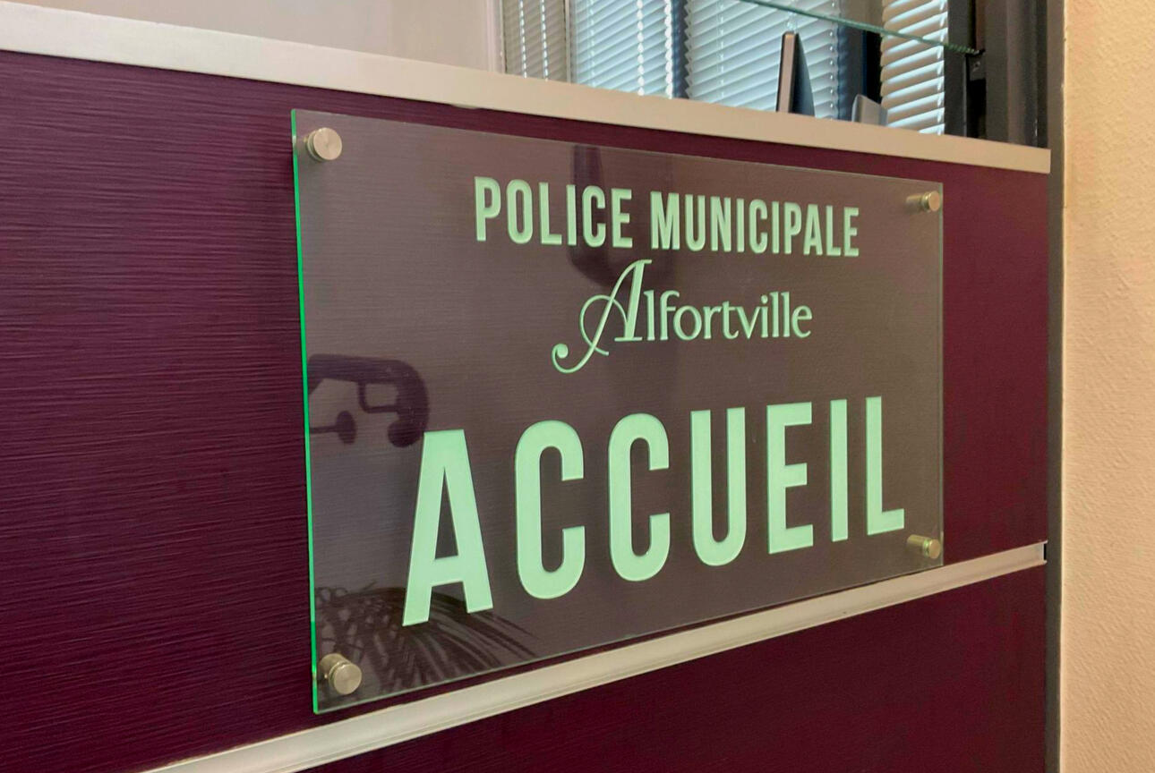 Accueil des locaux de la police municipale d'Alfortville. Photo de l'accueil des locaux de la police municipale d'Alfortville.